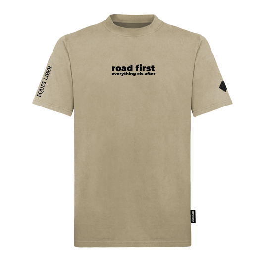 Unisex T-Shirt "Road first"