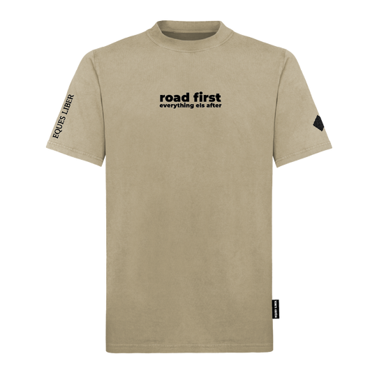 Unisex T-Shirt "Road first"