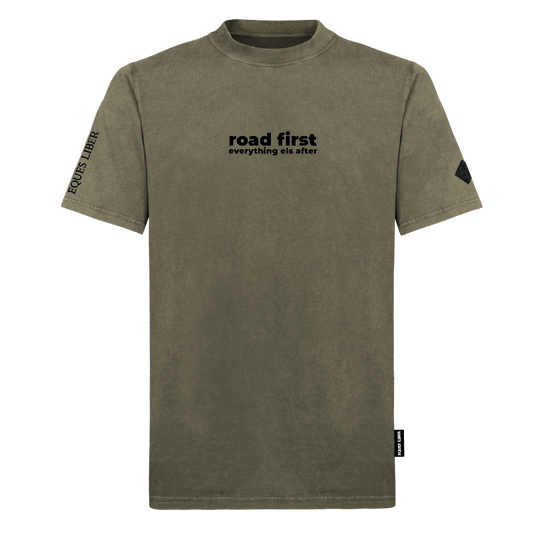 Unisex T-Shirt "Road first"